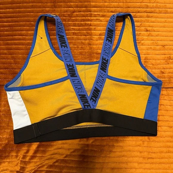 Nike Sports Bra - Picture 2 of 3